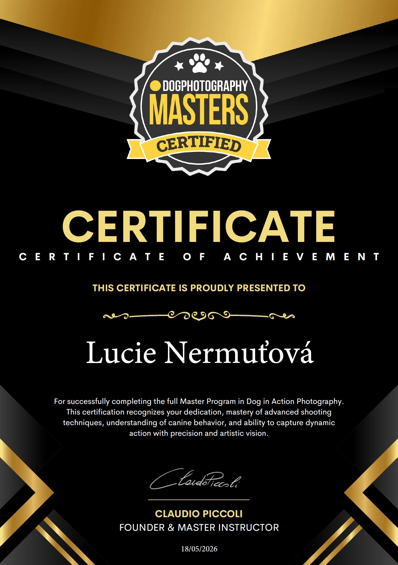 Certifikát Dog Photography Masters od Claudia Piccoliho